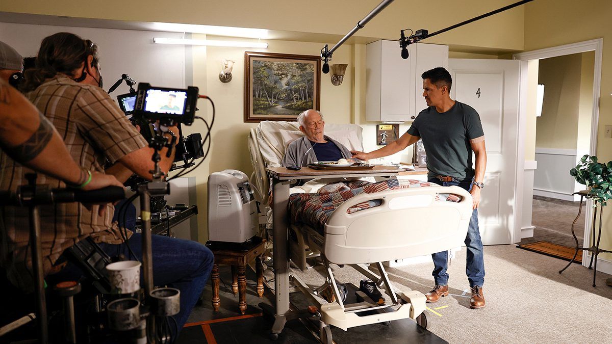Max Gail, Jay Hernandez, Magnum P.I.