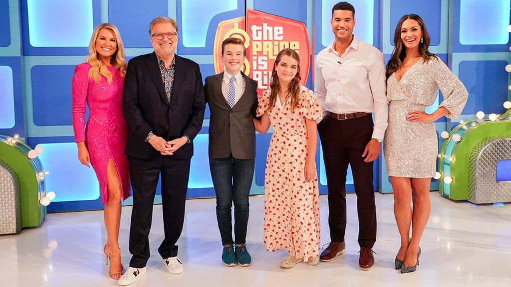 Rachel Reynolds, Drew Carey, Iain Armitage, Raegan Revord, Devin Goda and Alexis Gaube, The Price is Right at Night, #PriceIsRight